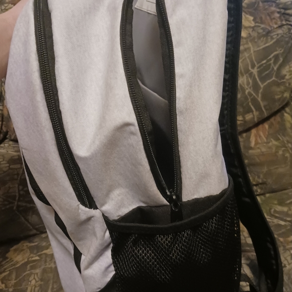 Adidas Excel 6 Backpack - Picture 6 of 8